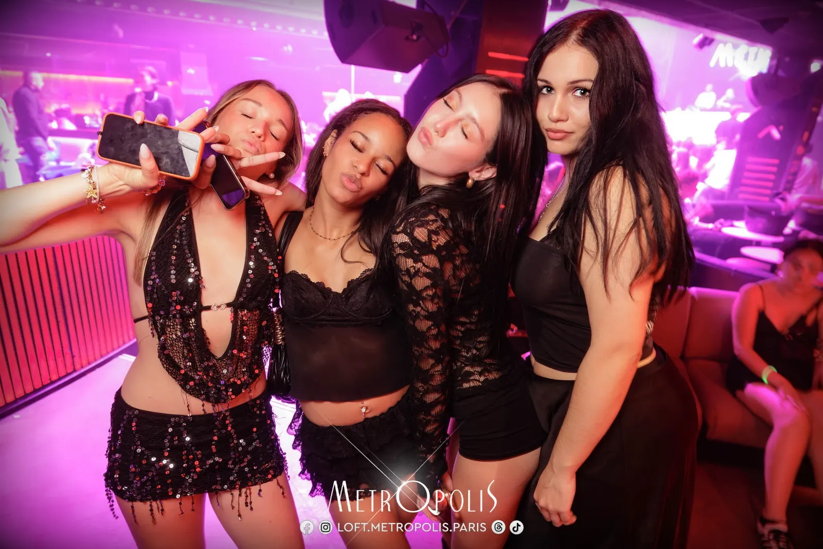 Club Connection — Loft Metropolis