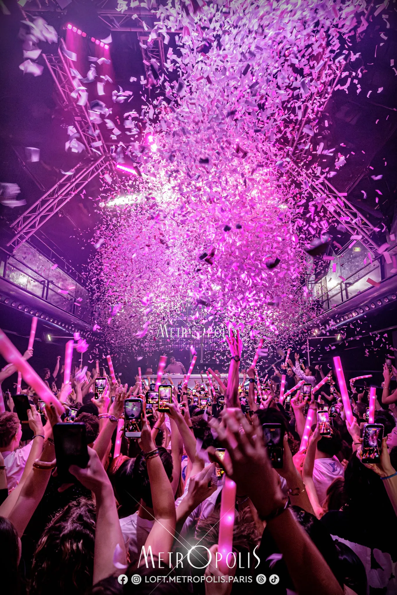 Pink Me Up ! — Loft Metropolis